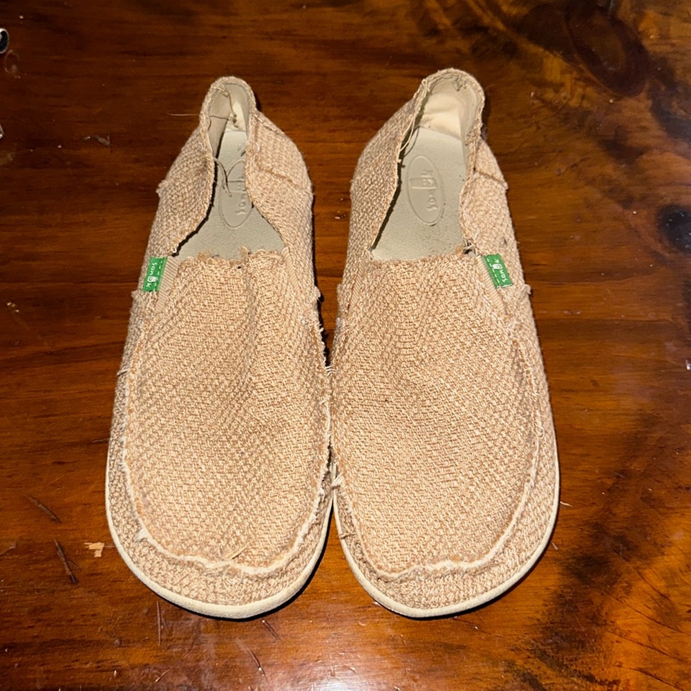 Sanuk solid tan slip on shoes size 8